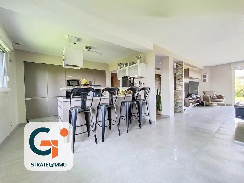 Maison - 150 m² - 6 pièces