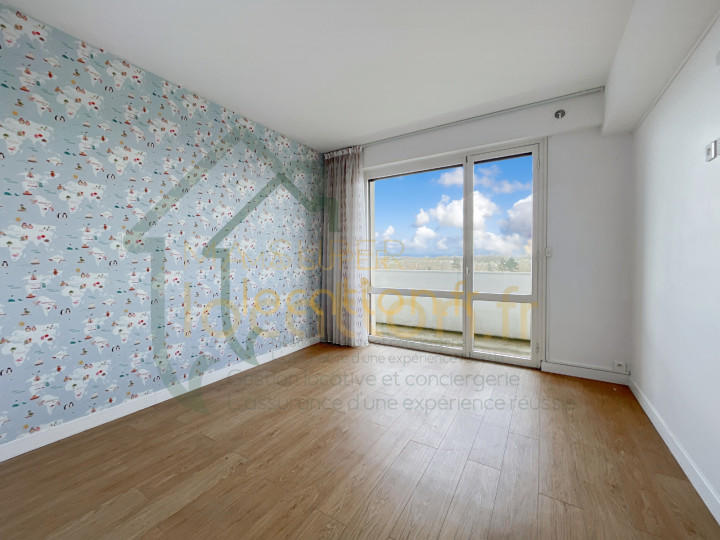 Appartement - 145 m² - 5 pièces