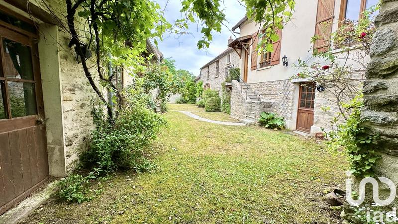 Maison - 177 m² - 7 pièces