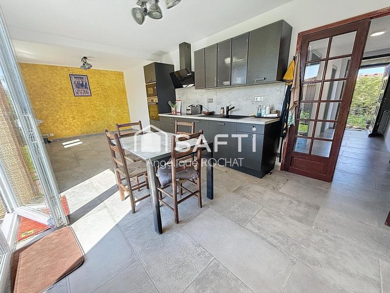 Maison - 105 m² - 5 pièces