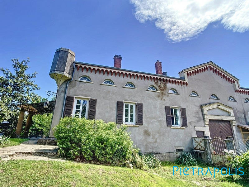 Maison ancienne - 167 m² - 6 pièces