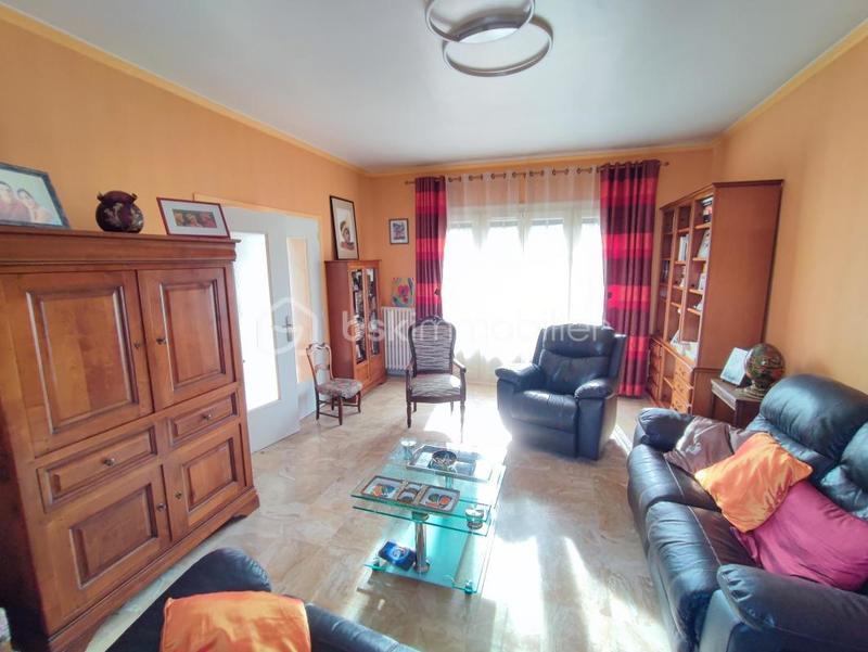 Maison - 96 m² - 5 pièces