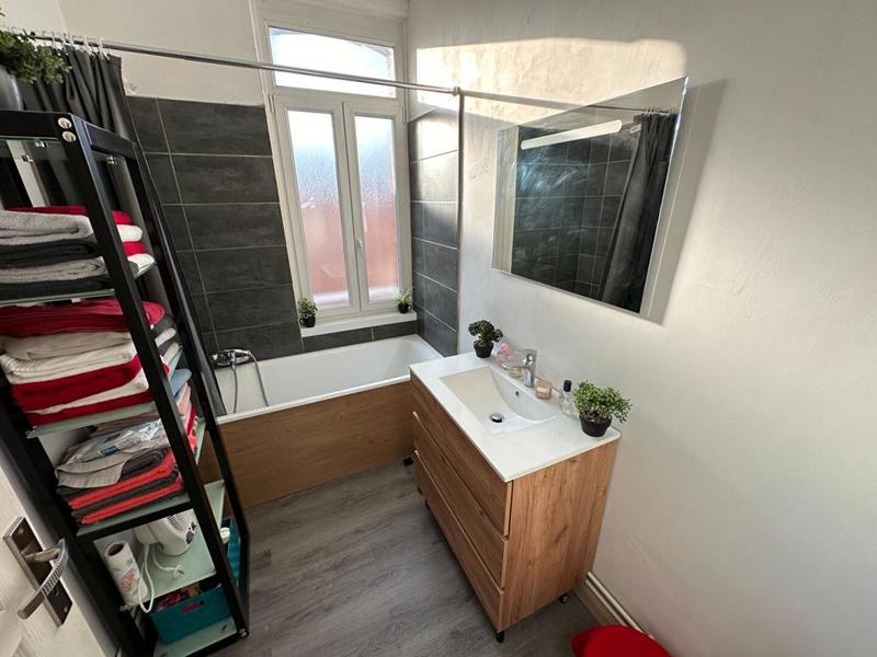 Maison - 92 m² - 5 pièces