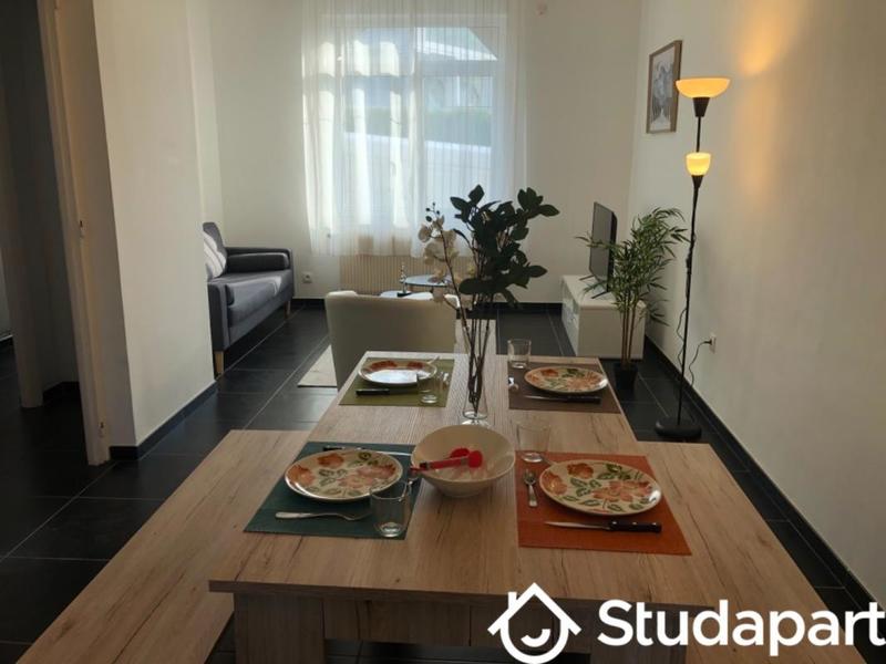 Chambre - 12 m² - 1 pièce