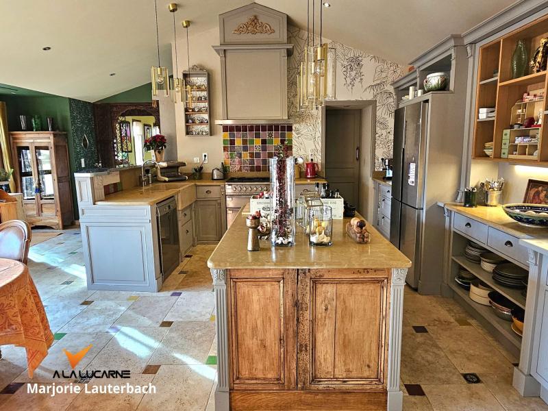 Maison de campagne - 250 m² - 7 pièces