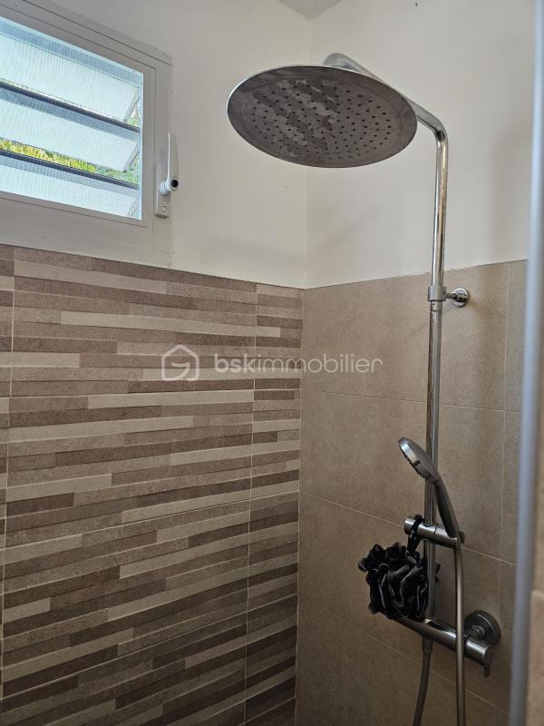 Maison - 177 m² - 7 pièces