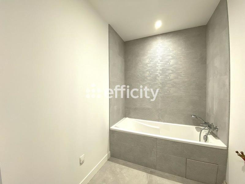 Maison - 127 m² - 6 pièces