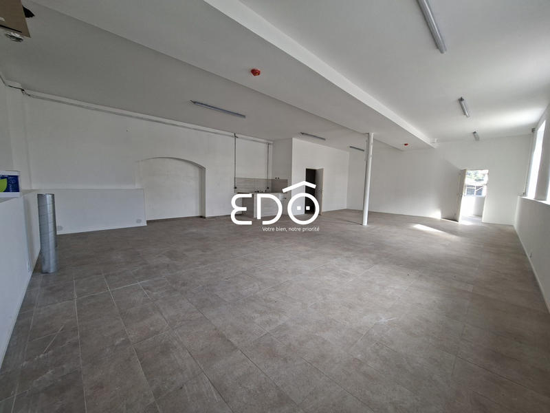Local d'activités - 120 m²
