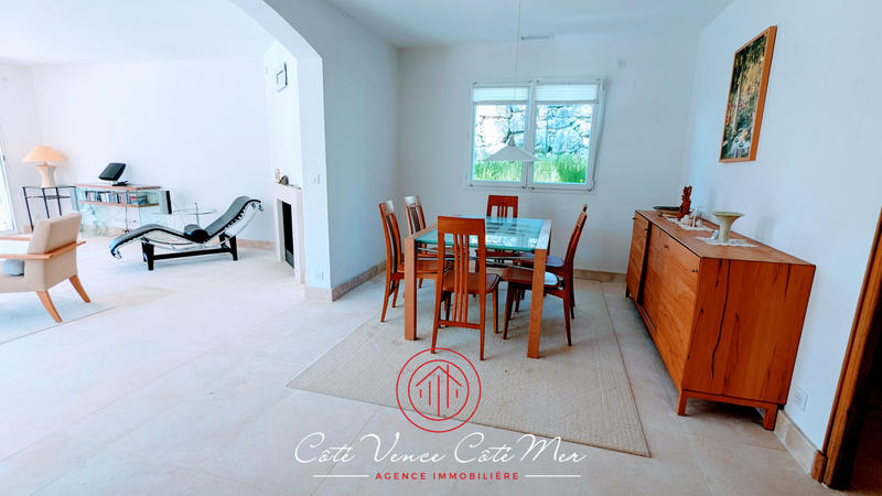 Maison - 199 m² - 6 pièces