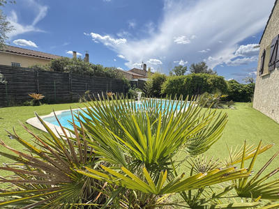 Maison - 102 m² - 4 pièces