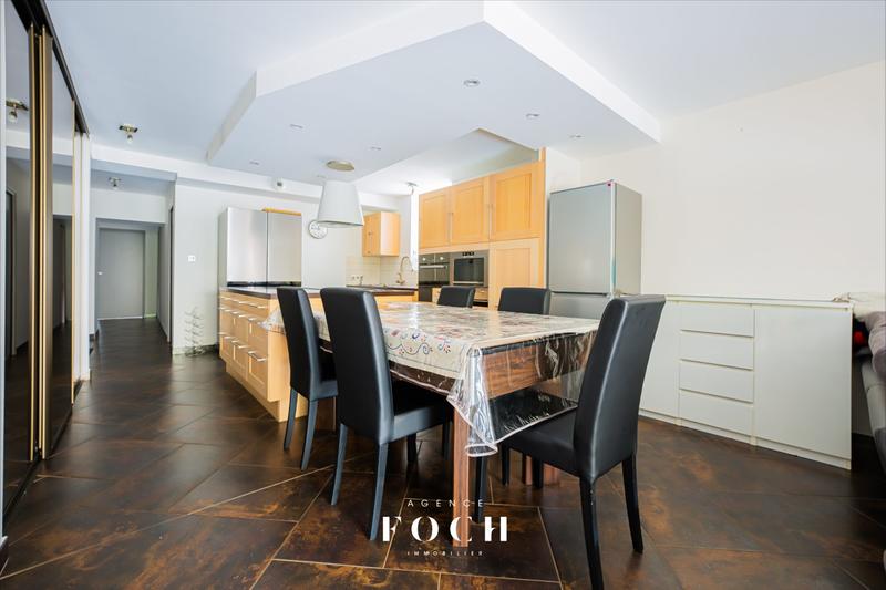 Appartement - 82 m² - 4 pièces