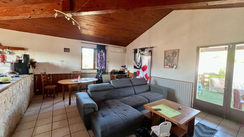 Appartement - 81 m² - 4 pièces
