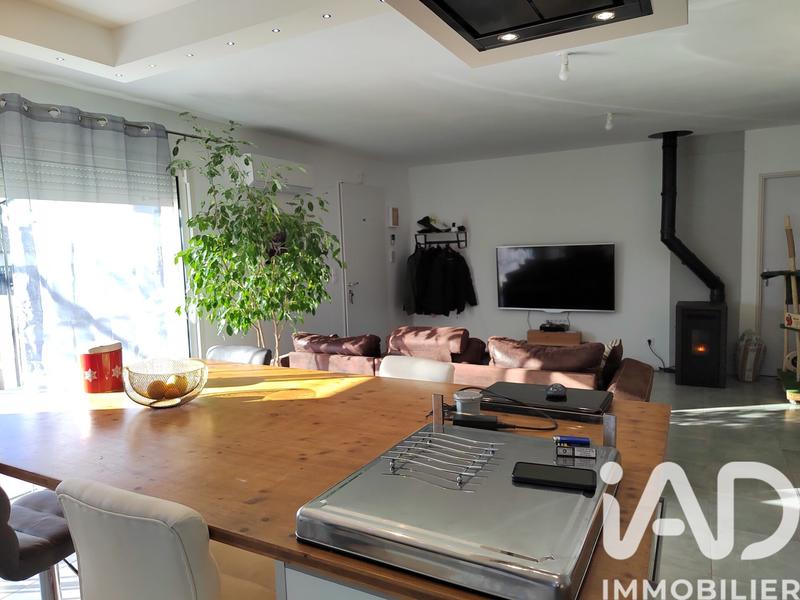 Maison - 83 m² - 4 pièces