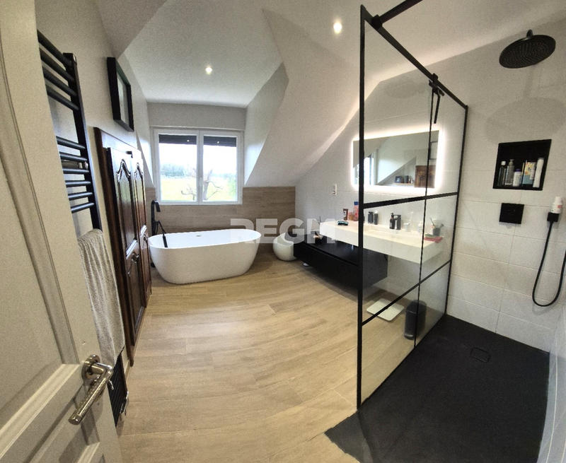 Villa - 177 m² - 5 pièces