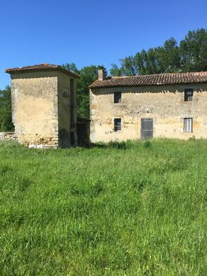 Maison - 240 m² - 7 pièces