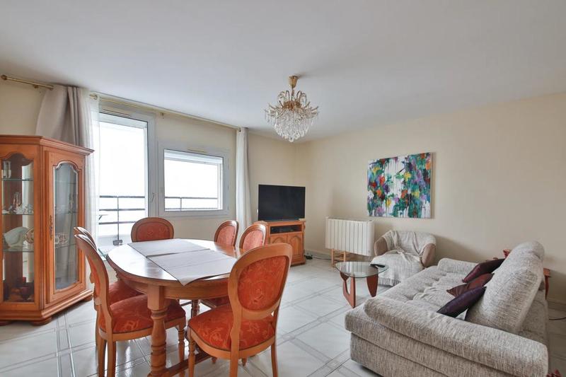 Appartement - 100 m² - 5 pièces