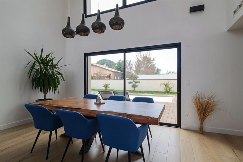 Maison - 145 m² - 5 pièces