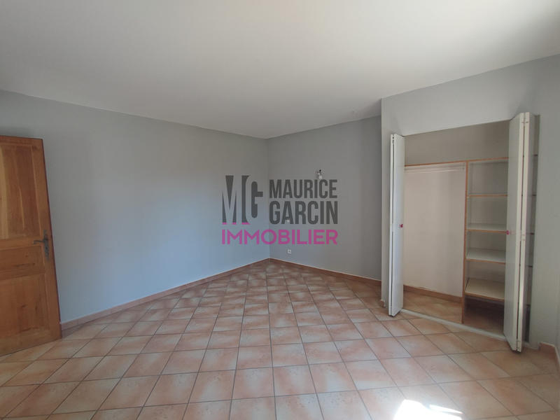 Maison - 97 m² - 3 pièces