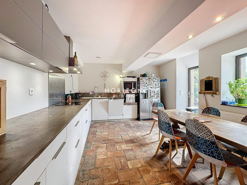 Ferme - 273 m² - 8 pièces