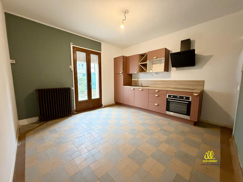 Maison - 82 m² - 5 pièces