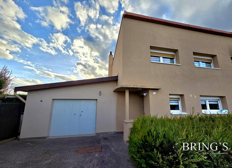 Maison - 110 m² - 5 pièces