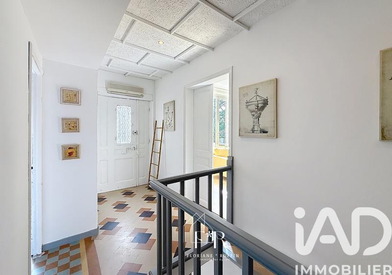 Maison - 226 m² - 6 pièces