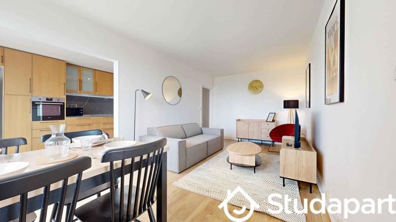 Chambre - 11 m² - 1 pièce