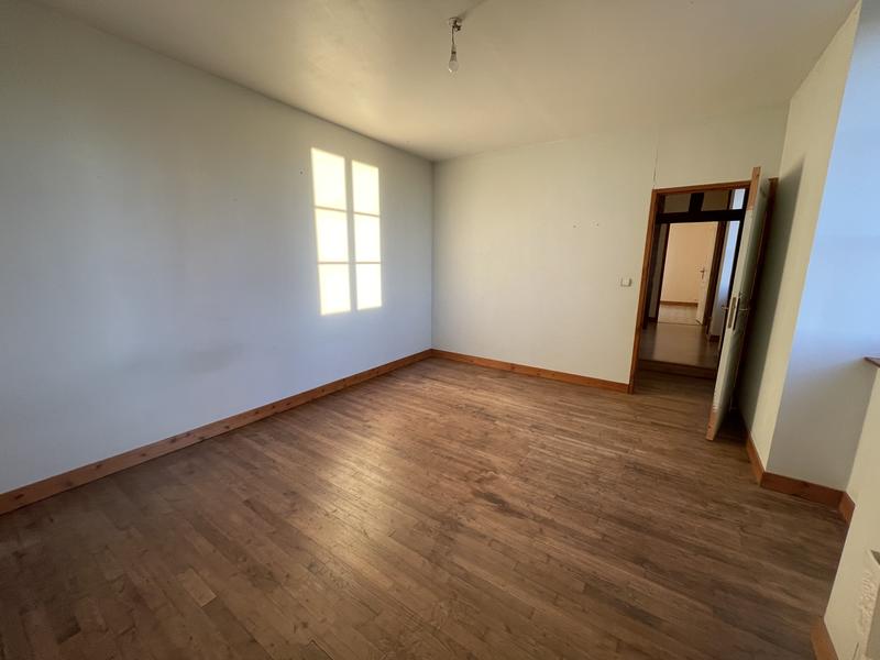 Maison - 166 m² - 6 pièces