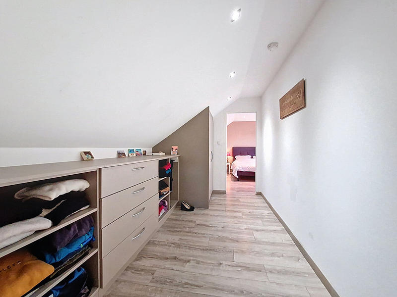 Maison - 162 m² - 8 pièces