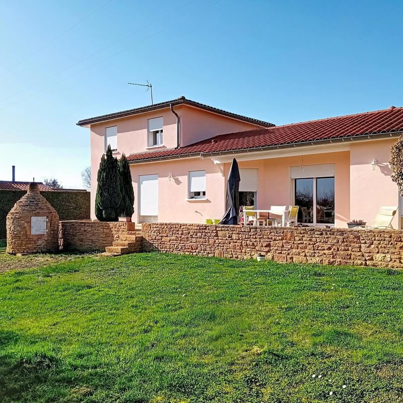 Maison - 140 m² - 6 pièces