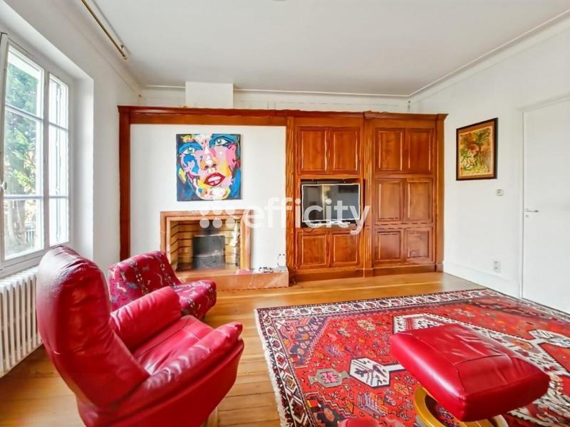 Maison - 174 m² - 5 pièces