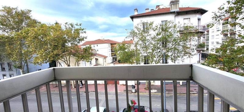 Appartement - 84 m² - 4 pièces