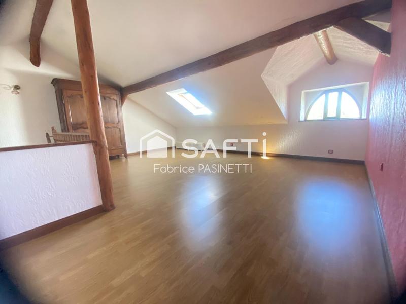 Maison de village - 190 m² - 8 pièces