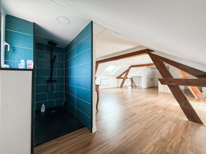 Maison - 166 m² - 6 pièces