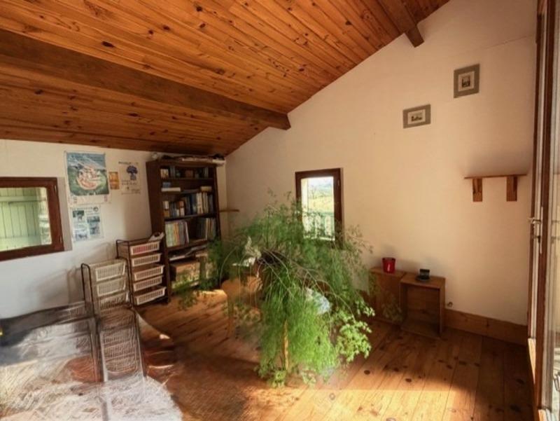 Maison - 271 m² - 11 pièces