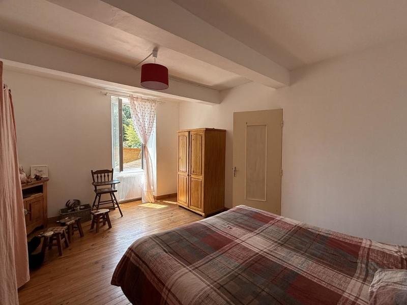 Maison de village - 234 m² - 8 pièces