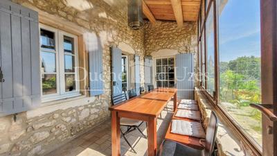 Maison - 195 m² - 9 pièces