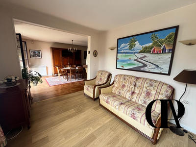 Maison contemporaine - 180 m² - 8 pièces