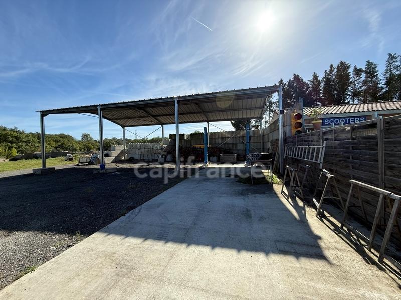 Corps de ferme - 240 m² - 8 pièces