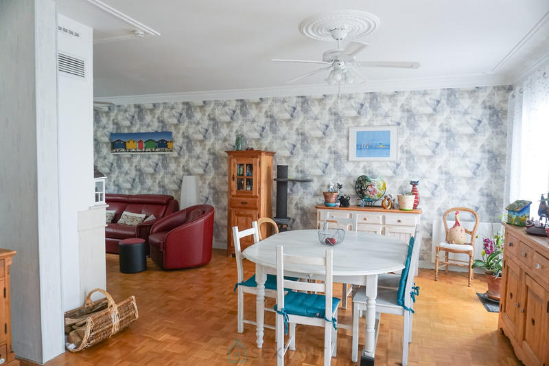 Maison - 138 m² - 5 pièces