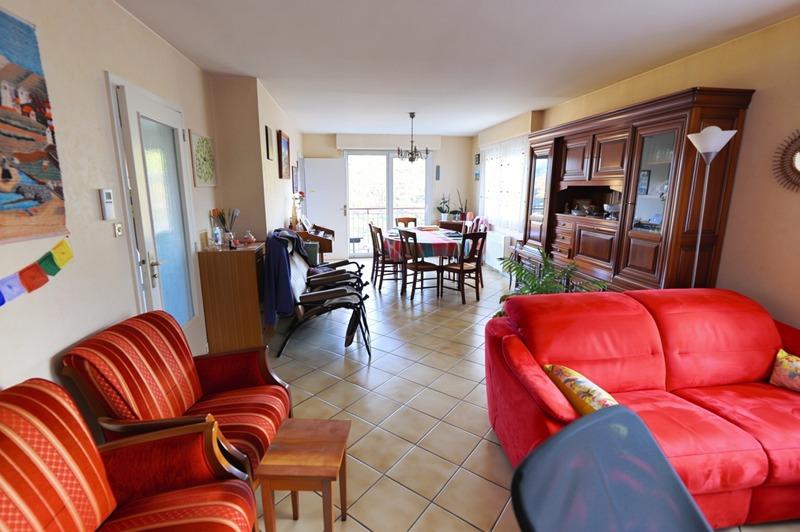 Maison - 160 m² - 8 pièces