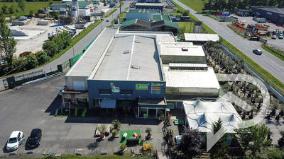 Local commercial - 2 600 m²