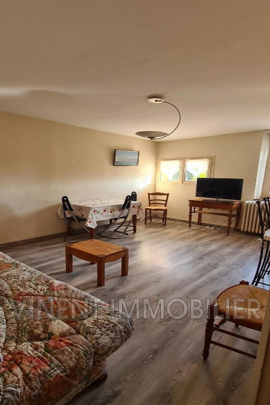 Maison - 215 m² - 7 pièces