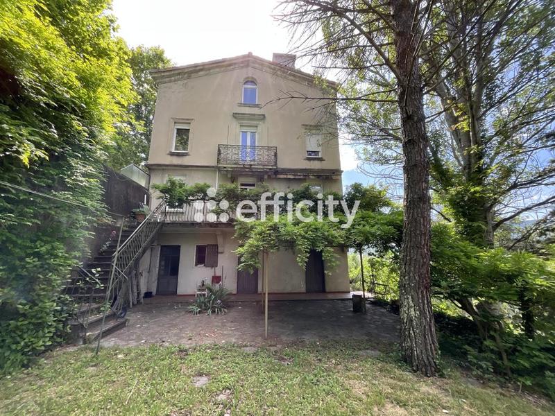 Appartement - 134 m² - 5 pièces