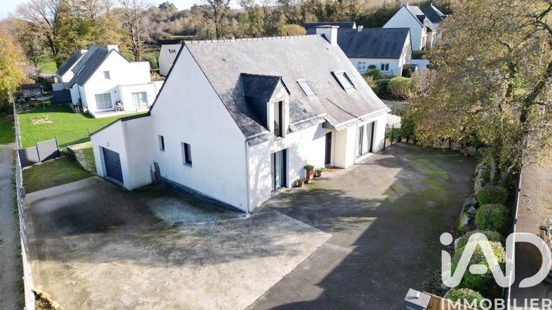 Maison - 120 m² - 5 pièces