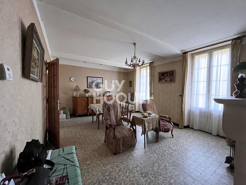 Propriété - 145 m² - 6 pièces