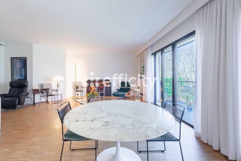 Appartement - 94 m² - 4 pièces