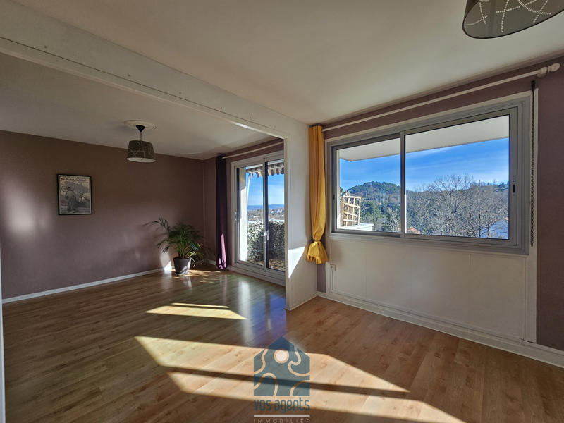 Appartement - 83 m² - 4 pièces