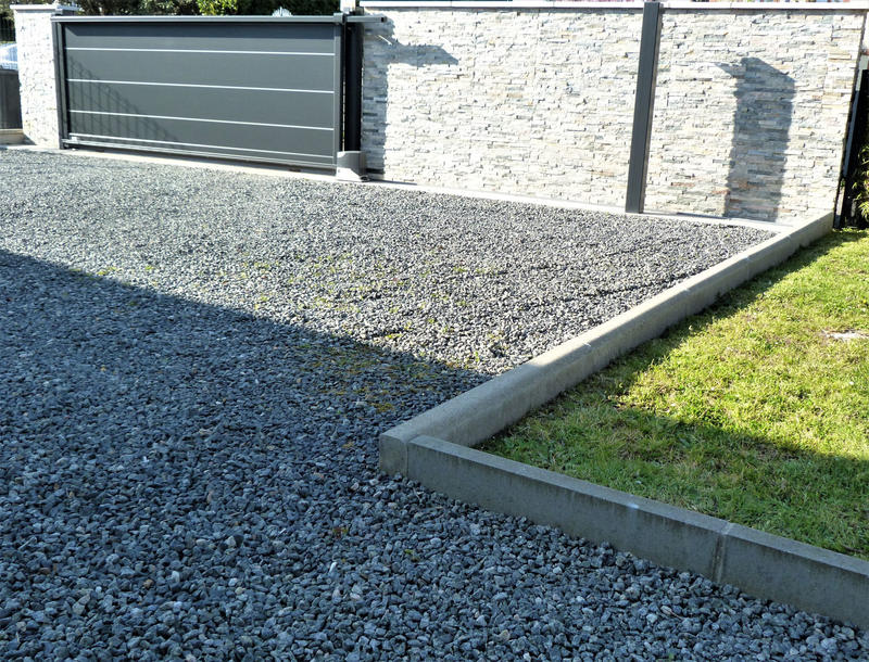 Maison - 201 m² - 9 pièces