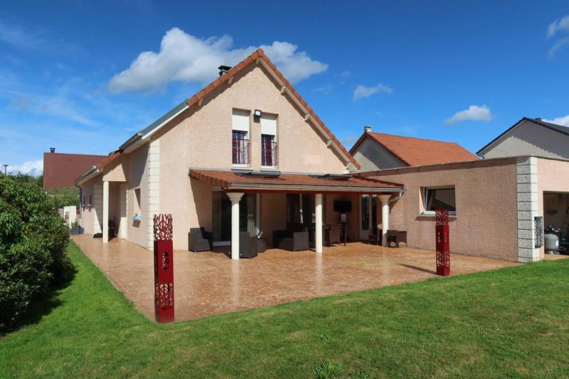 Maison d'architecte - 150 m² - 6 pièces